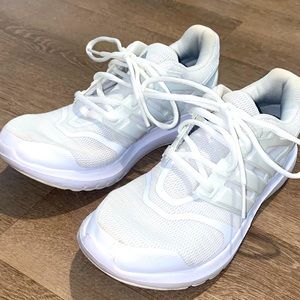 Used Women’s sneakers